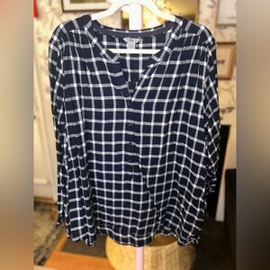🖤Bass Navy and White Checkered Blouse